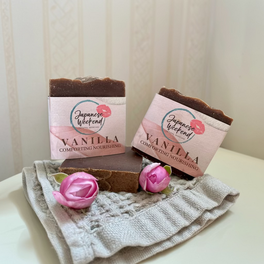 Vanilla (Deeply Nourishing Comforting) Soap Bar is carefully formulated to deeply nourish and moisturize your skin as comforting and so delicious smell of real Vanilla with a hint of warm chocolate instantly relaxes you and whisks you away from your daily chores to a happy place. Vanilla oil is very expensive but totally worth it in our humble opinion. Full of antioxidants and soothing Japanese Green Tea round up the luxurious experience for a distinct silky and smooth creamy feel. It's good for all skin 